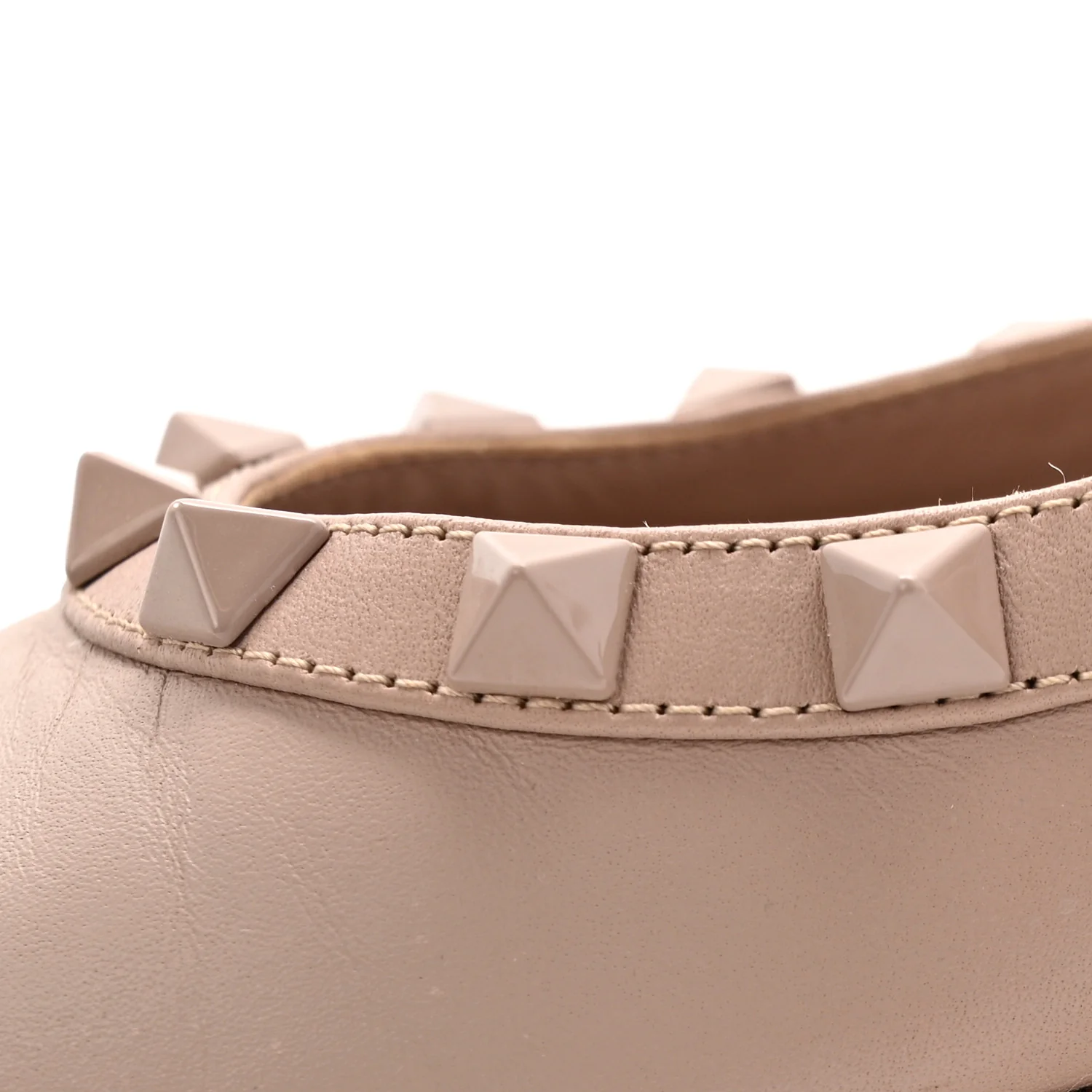 Calfskin Lacquered Monochrome Rockstud Ballerina Flats 38 Poudre - Top Club