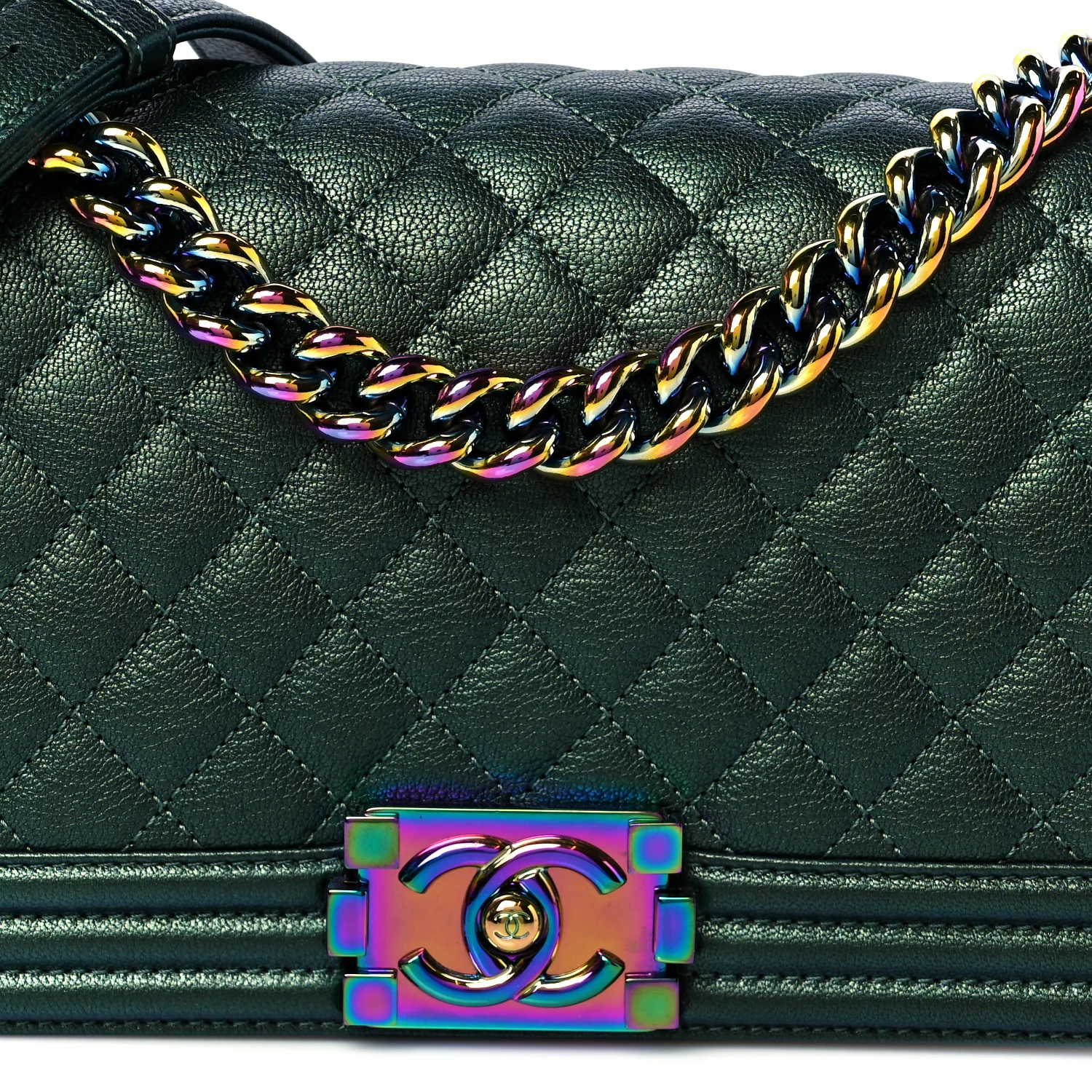 Iridescent Goatskin Quilted Medium Boy Flap Green - Top Club