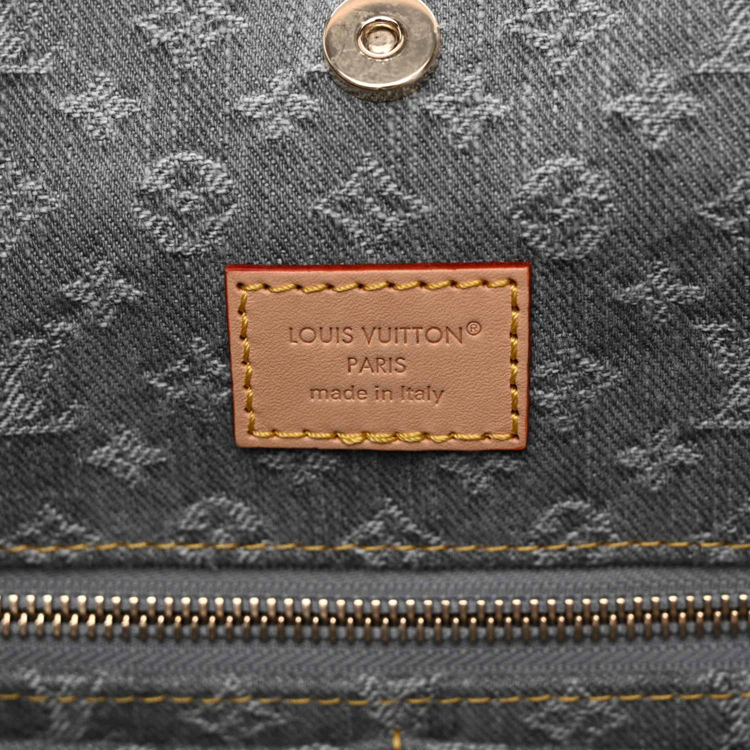 Monogram Denim CarryAll MM Washed Grey - Top Club