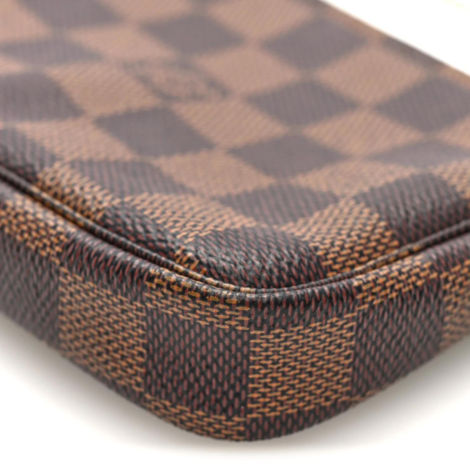 Damier Ebene Mini Pochette Accessories - Top Club