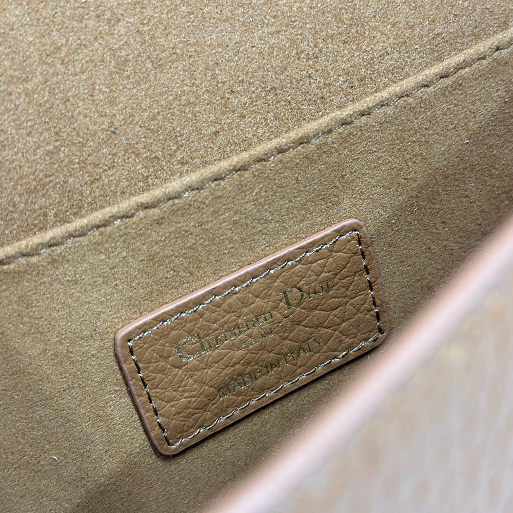 Dior Medium Dior Bobby Bag - Top Club