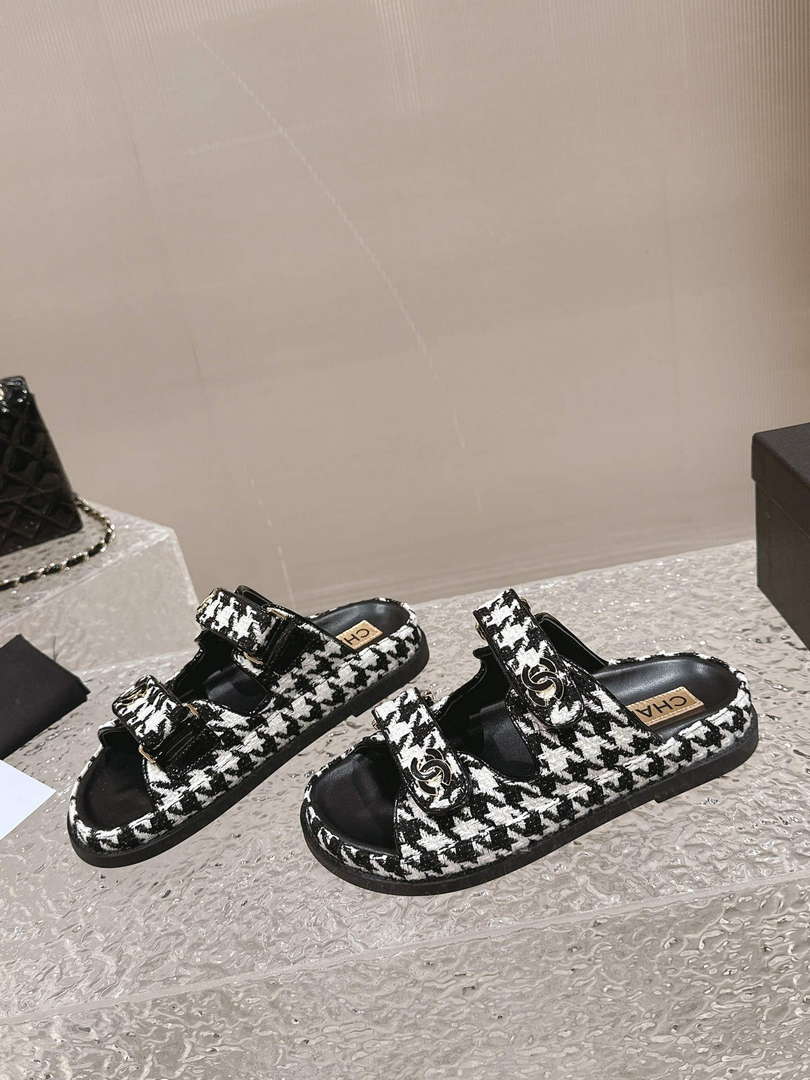 Chanel Women's Velcro sandals Fashion Shoes C93254 - Sneaker Replica Workshop