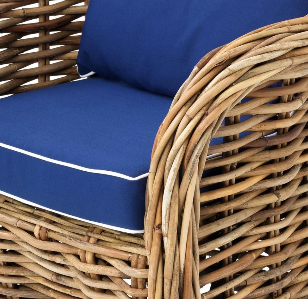 Designer rattan armchair 70 x 70 x H. 88 cm - luxury living room furniture