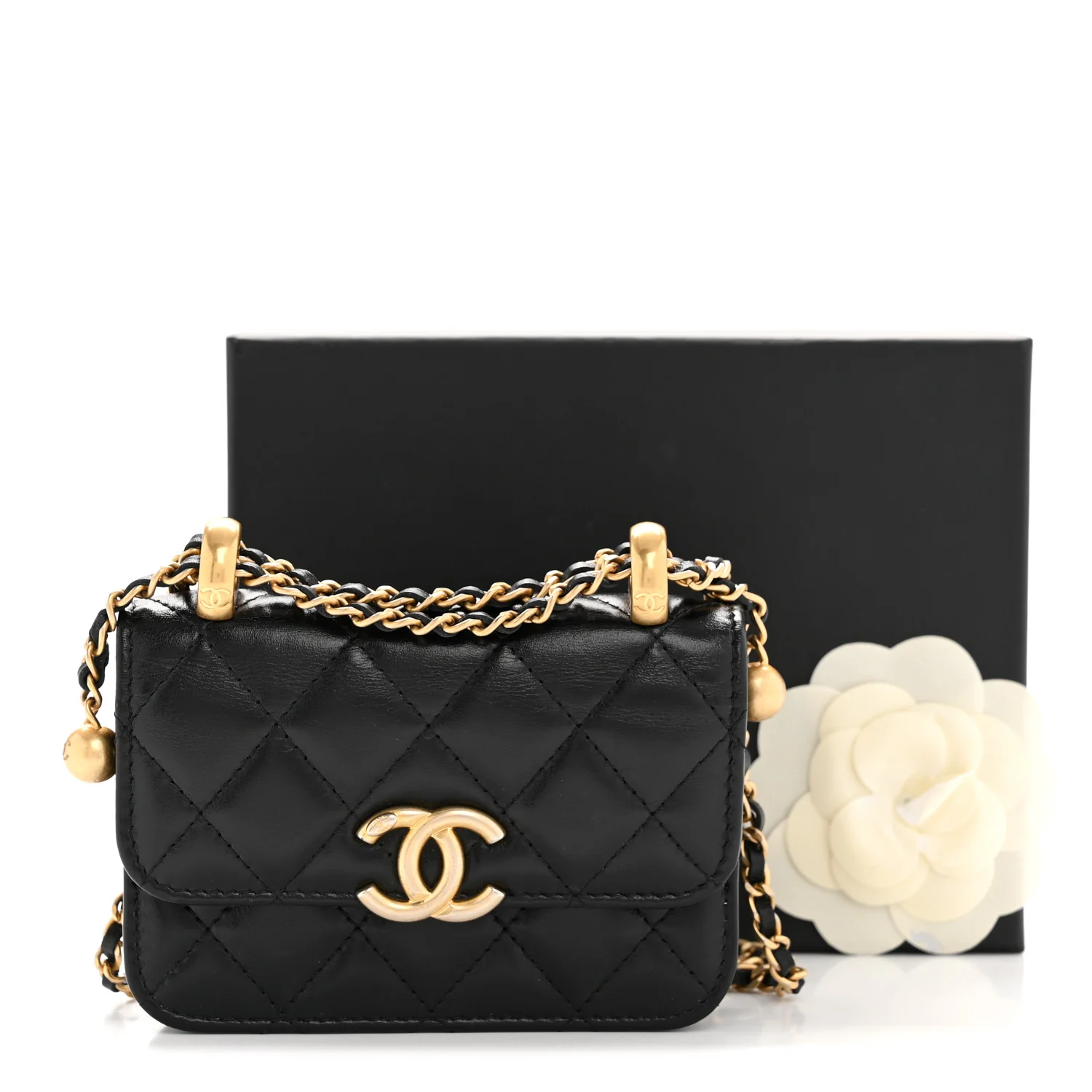 Calfskin Quilted Perfect Fit Coin Purse With Chain Black - Top Club