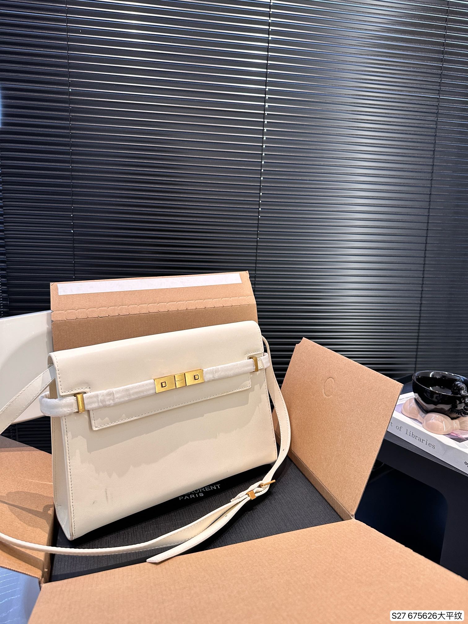 Y new arrival Manhattan bag smooth leather size: 29 * 22 cm - Top Club