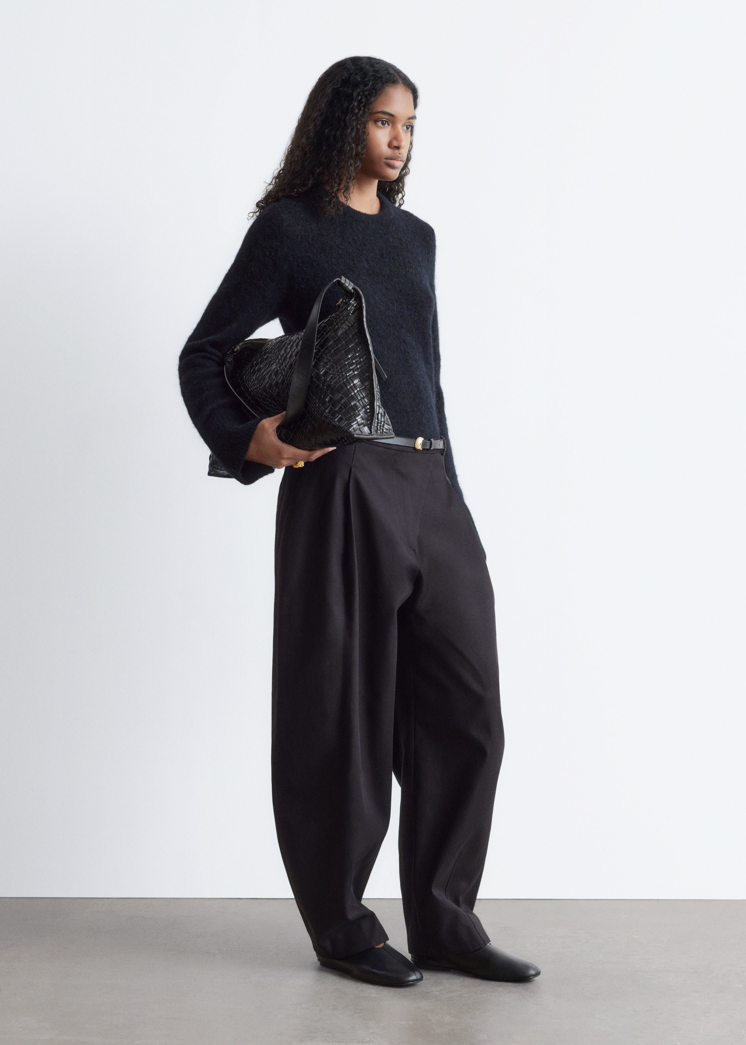 & Other Stories SLIM FIT KNITTED SWEATER