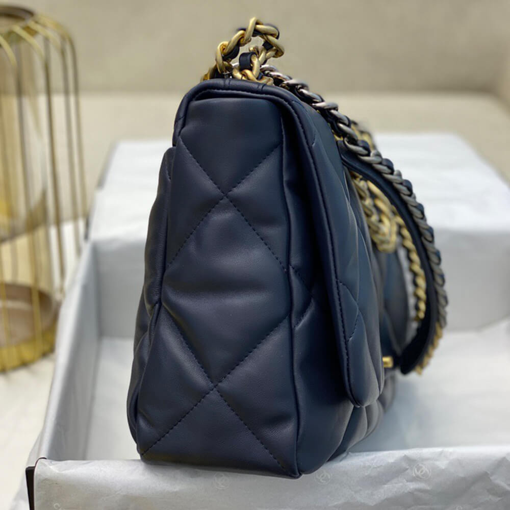 CHANEL 19 Maxi Handbag(HIGH-END GRADE) - Top Club