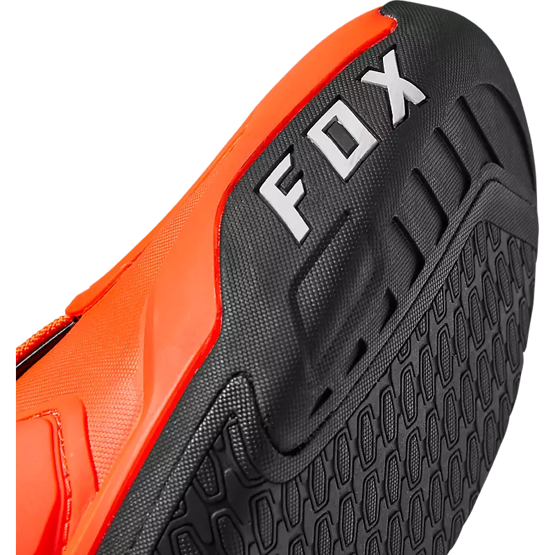 Instincts boots