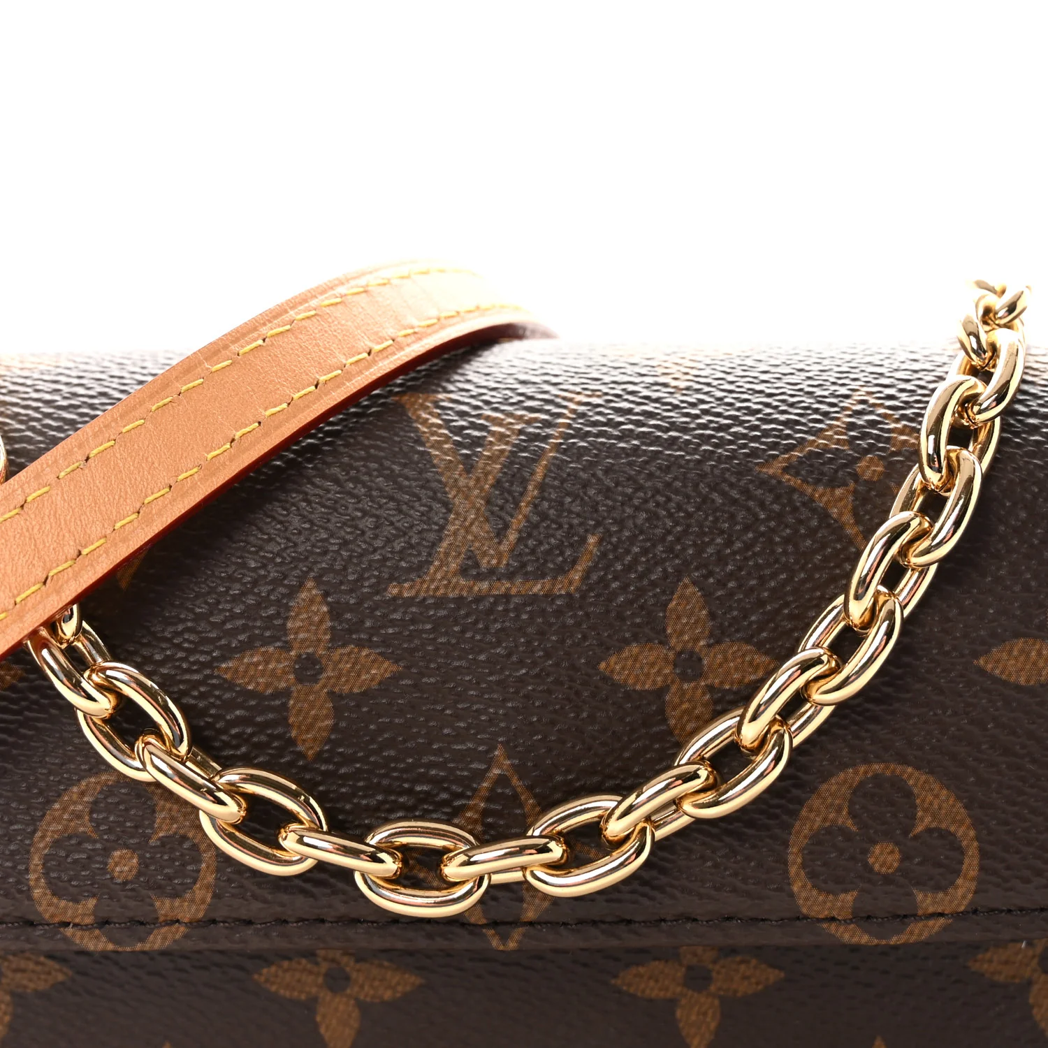 Monogram Ivy Wallet On Chain - Top Club