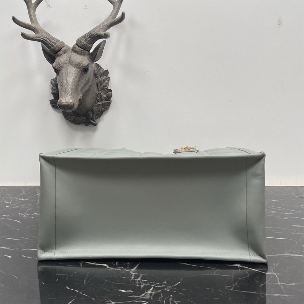 Dior Medium Dior Book Tote - Top Club