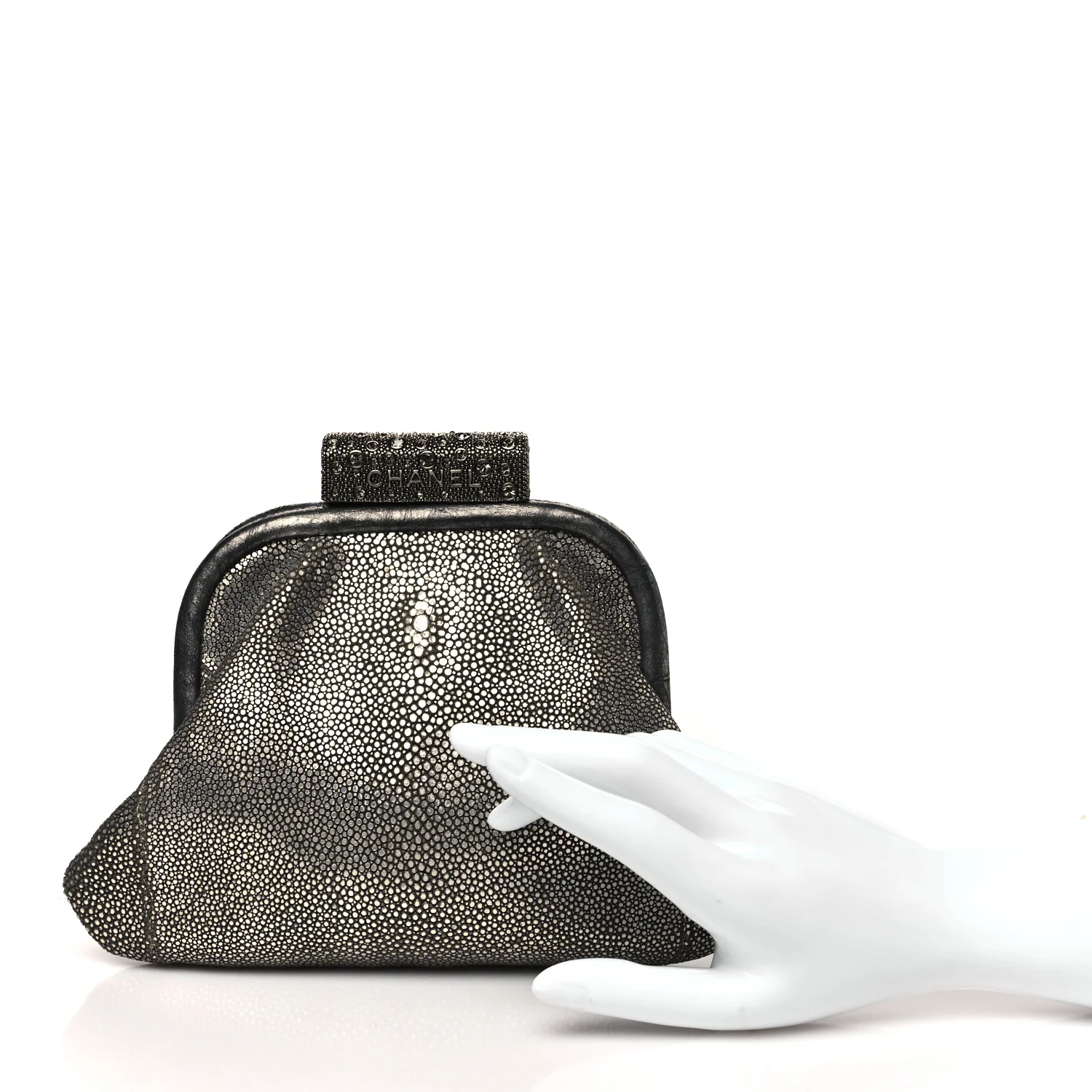 Stingray Degrade Frame Clutch Silver
