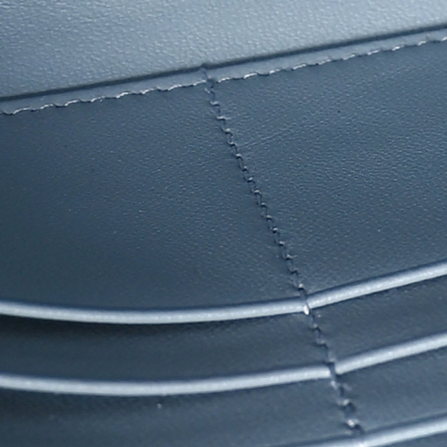 Grained Calfskin Saddle Chain Pouch Cloud Blue - Top Club