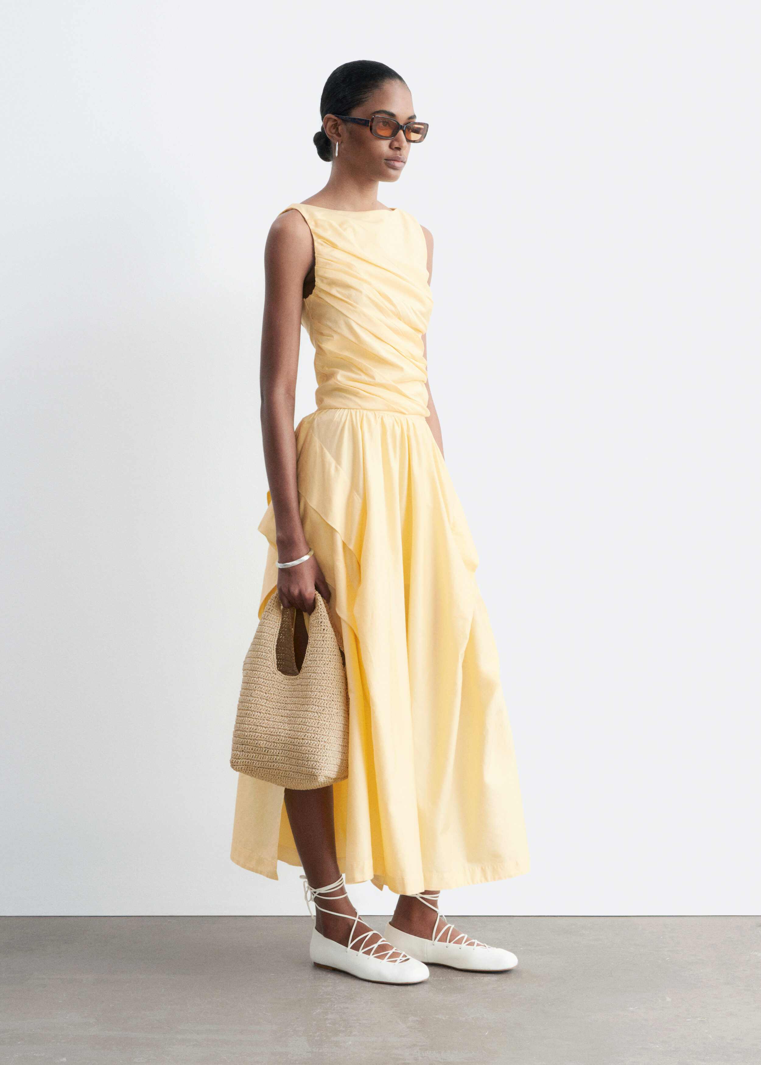 & Other Stories GATHERED COTTON MIDI SKIRT