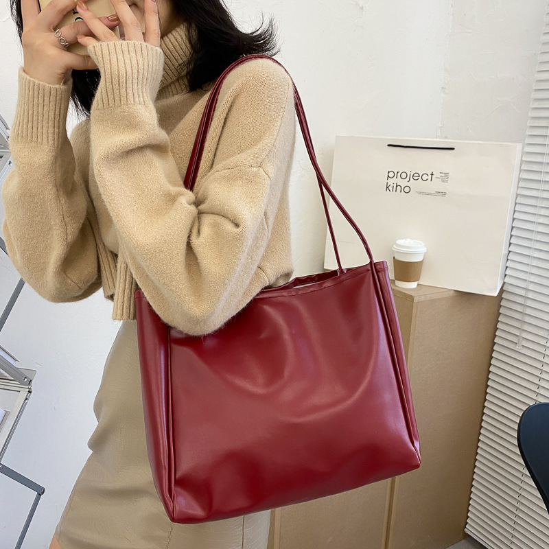 Women's large autumn bag 2020 new trendy stylish tote bag, simple and elegant, large capacity shoulder bag, casual crossbody bag