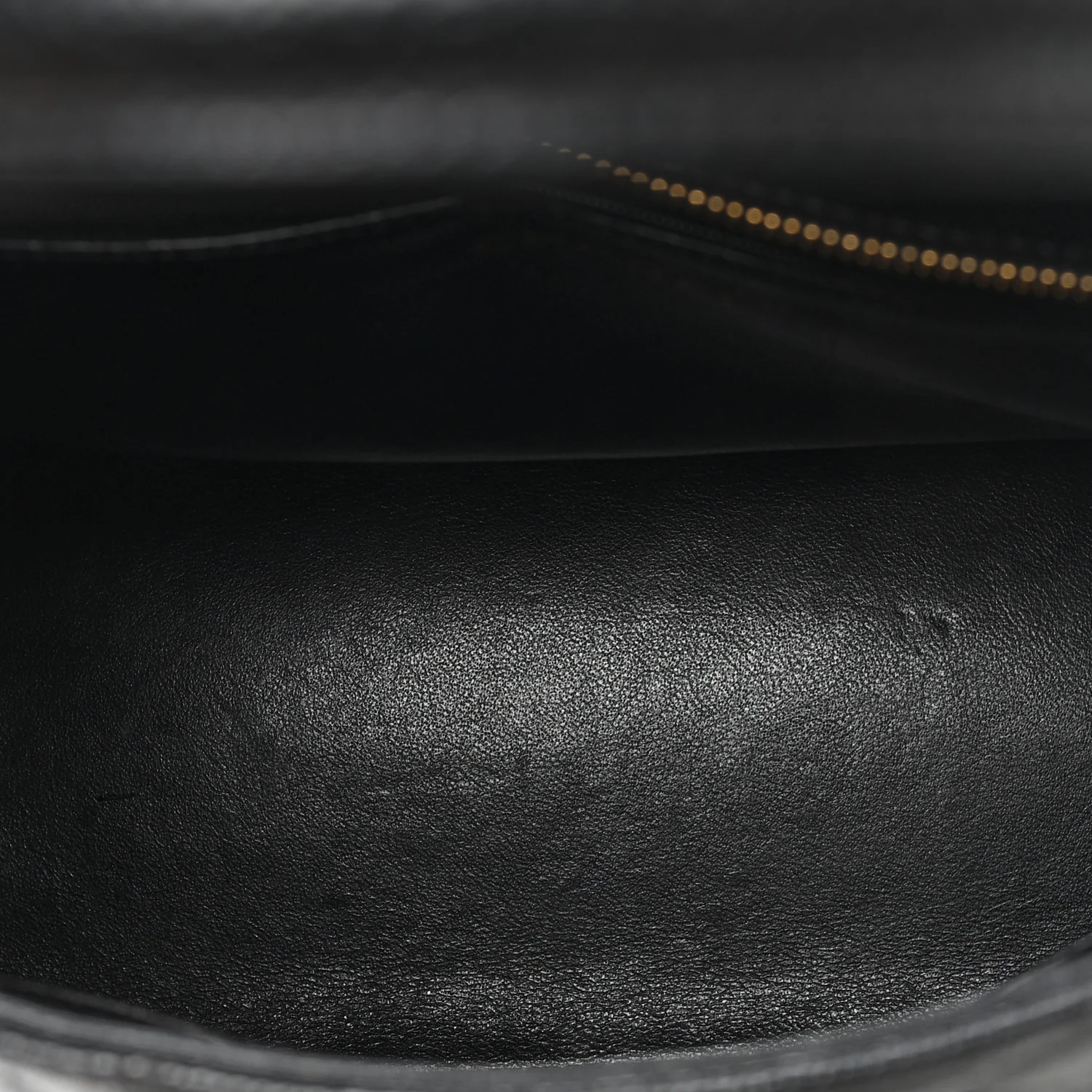 Caviar Quilted Medallion Tote Black - Top Club