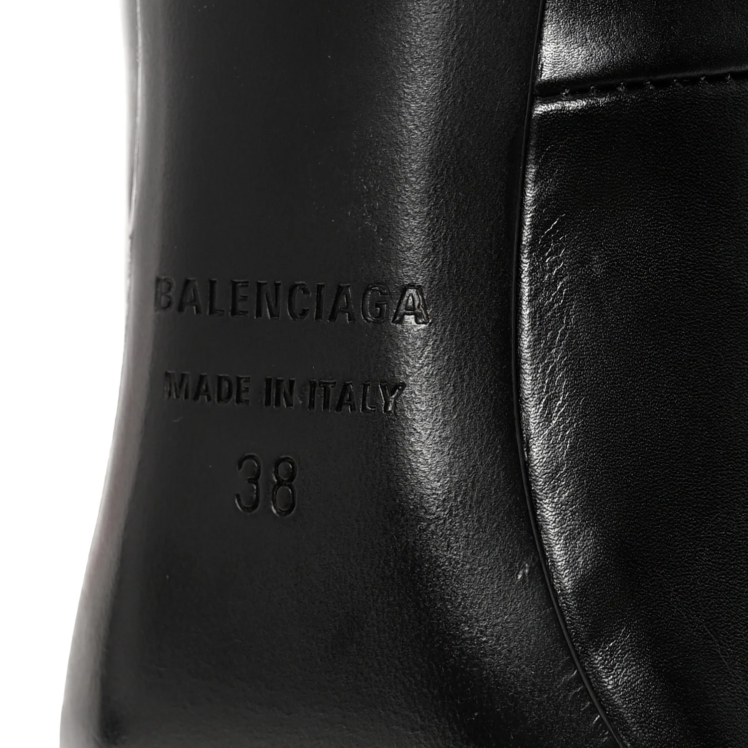 Distressed Calfskin Odeon 100mm Pumps 38 Black - Top Club