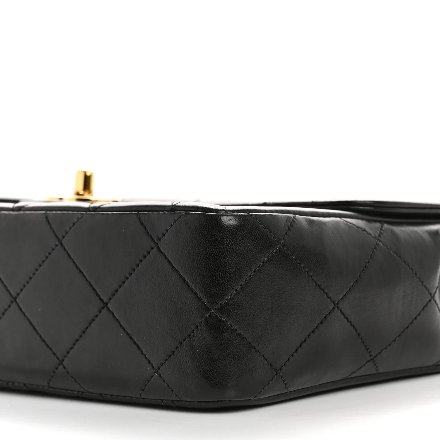 Lambskin Quilted Medium Single Flap Black - Top Club