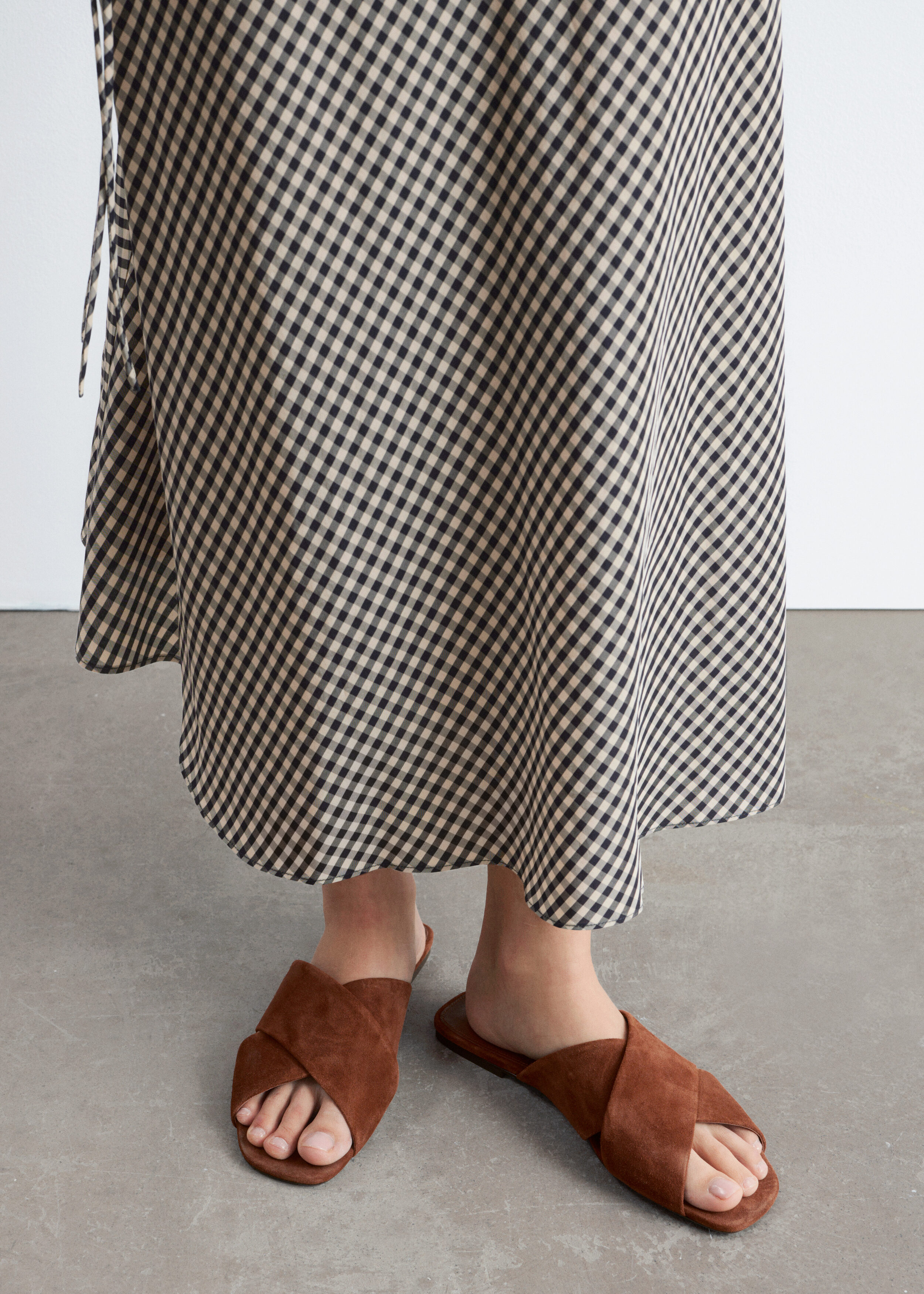 & Other Stories CROSSOVER SANDALS
