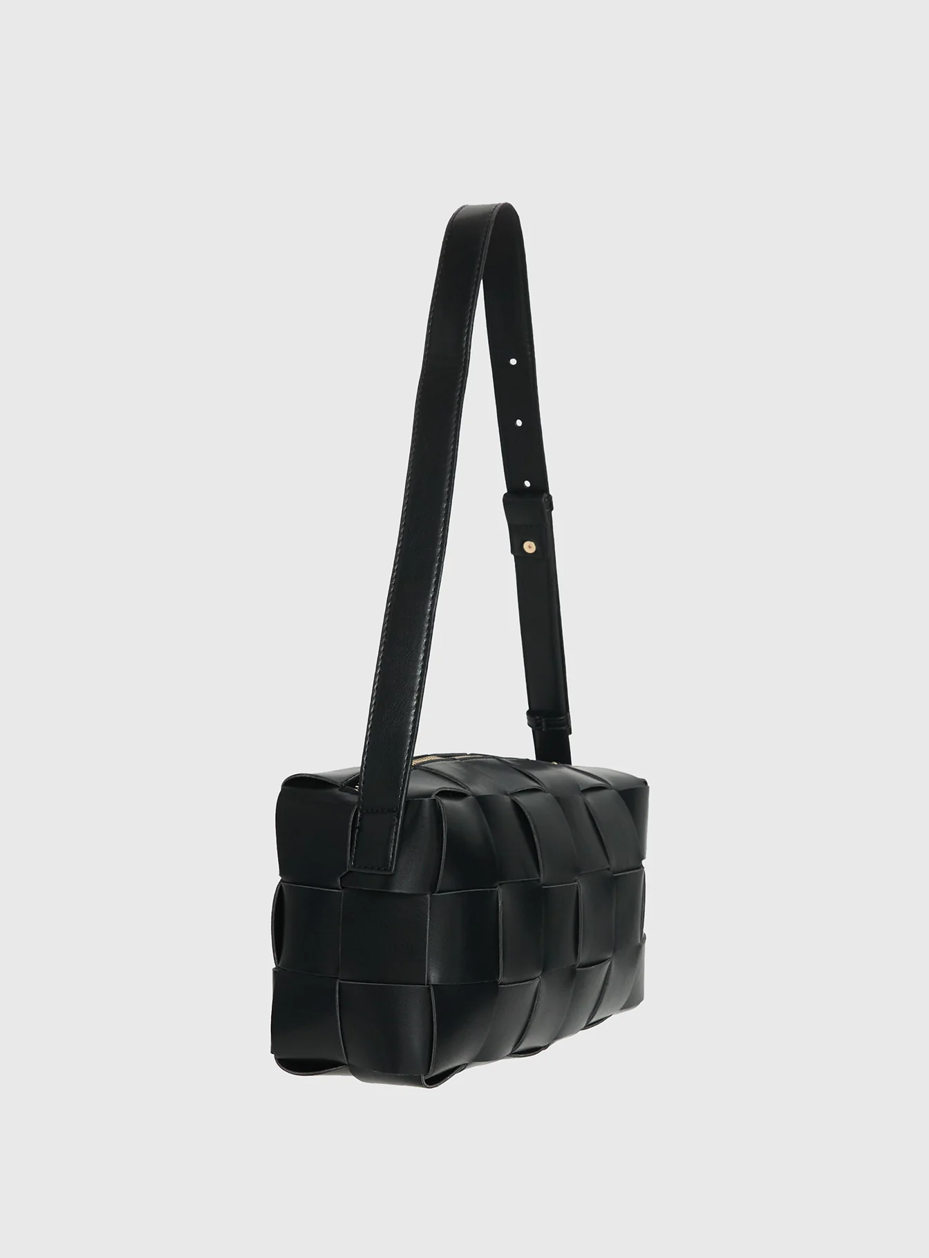 Declynn Woven Shoulder Bag Black