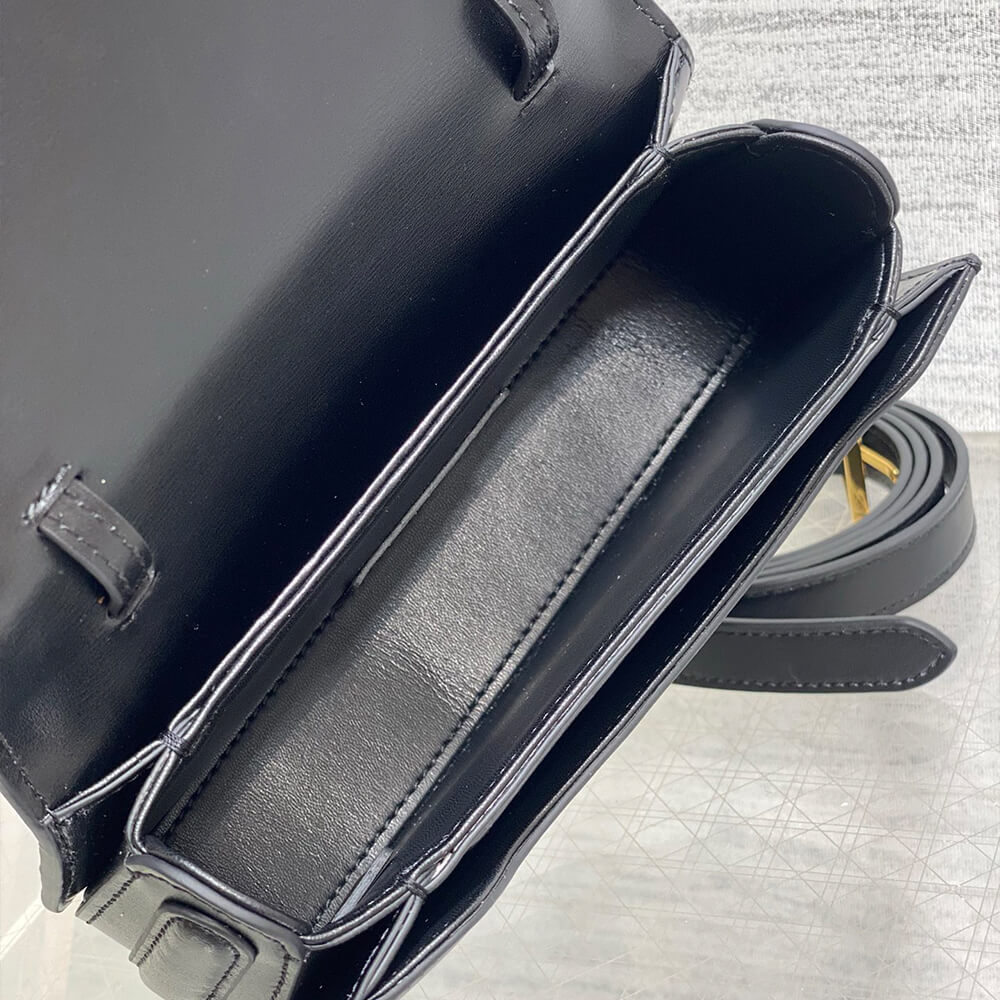 Small 30 Montaigne Avenue Top Handle Bag - Top Club