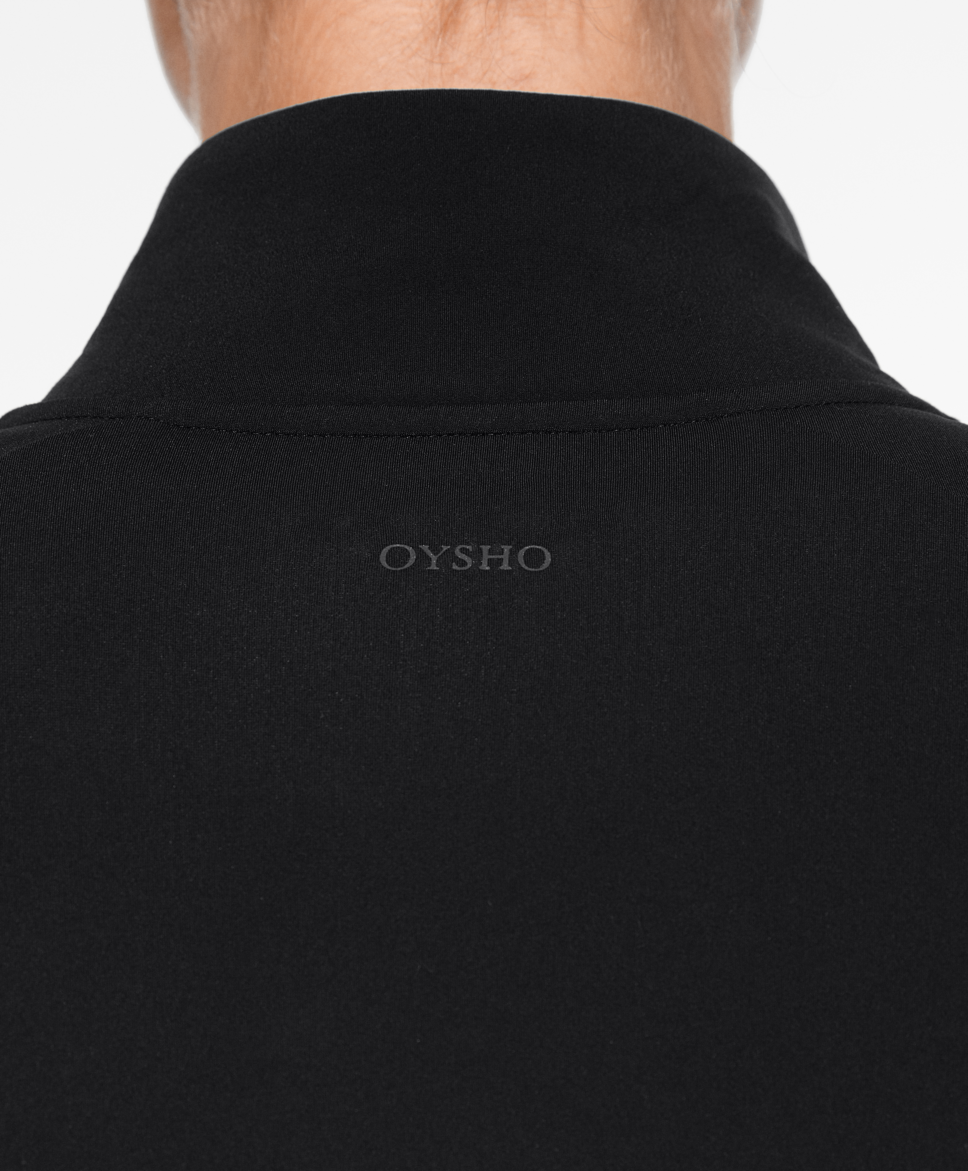 OYSHO Light warmth technical jacket