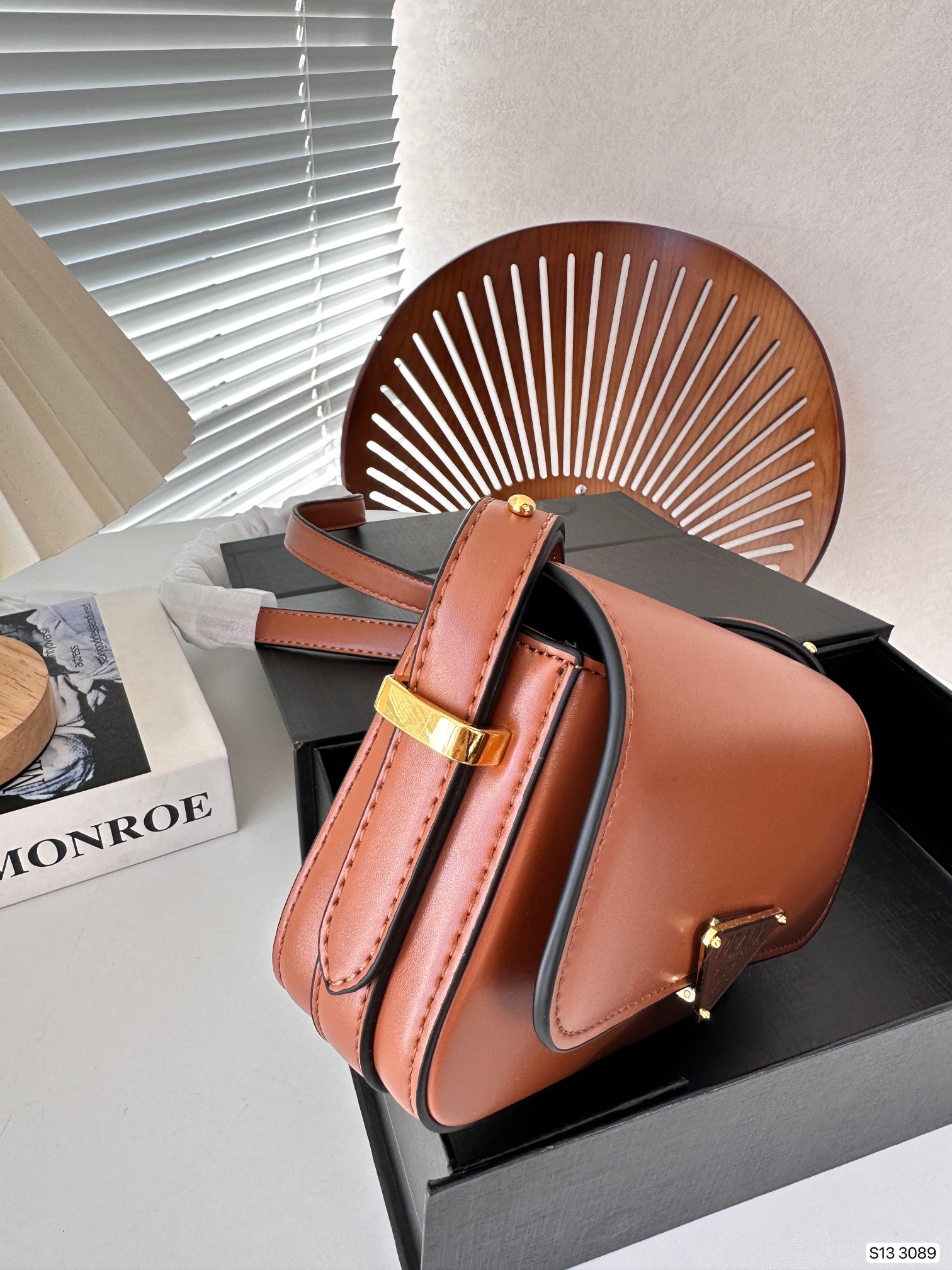 PRA Soft Calf women handbag size : 21*12 cm - Top Club