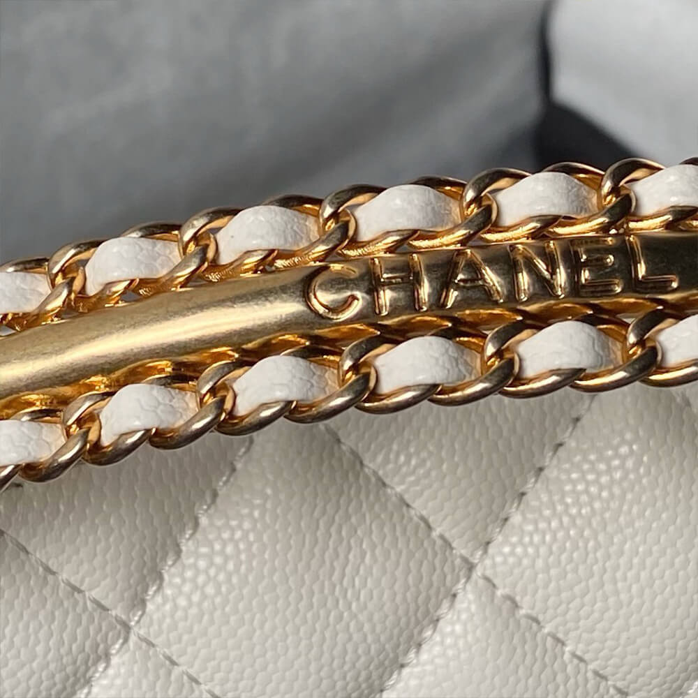 CHANEL Clutch with Chain - Top Club