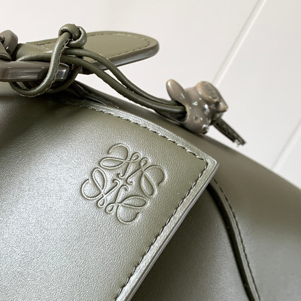 LOEWE Small Puzzle Bag - Top Club