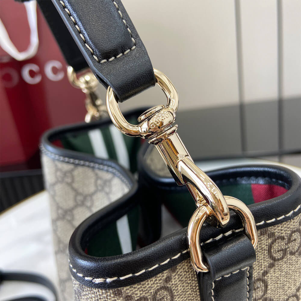 GG Emblem mini bucket bag - Top Club