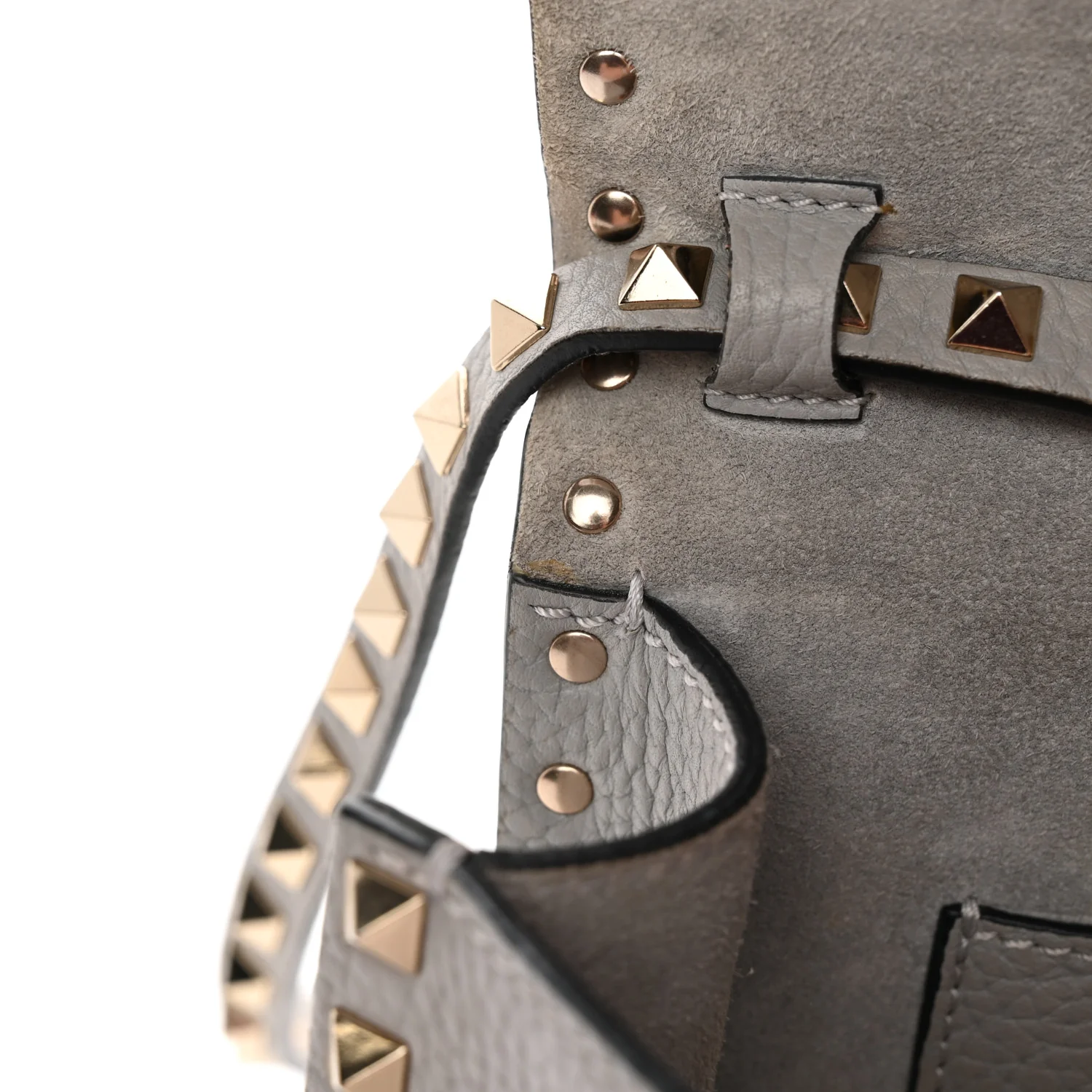 Pebbled Calfskin Medium Rockstud Flip Lock Crossbody Bag Pastel Grey - Top Club