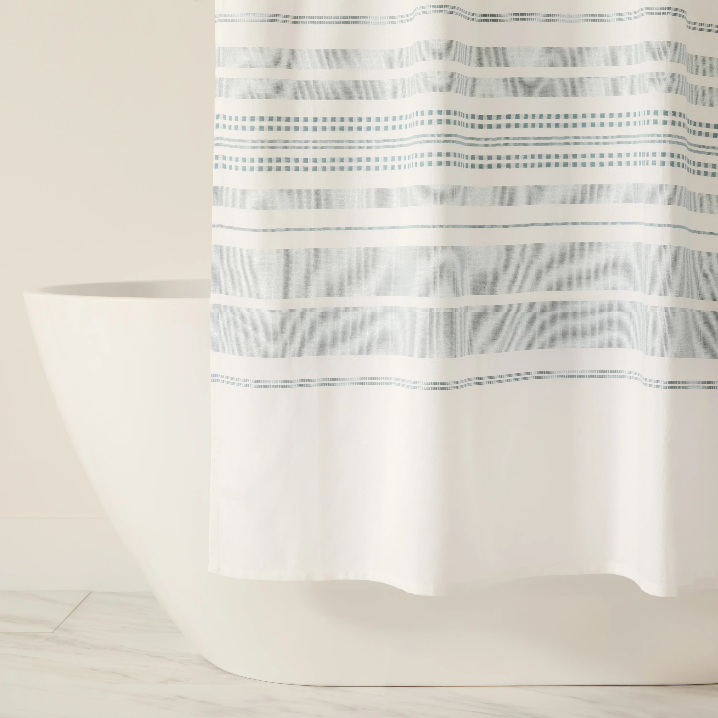 Placement Stripe Patterned Shower Curtain
