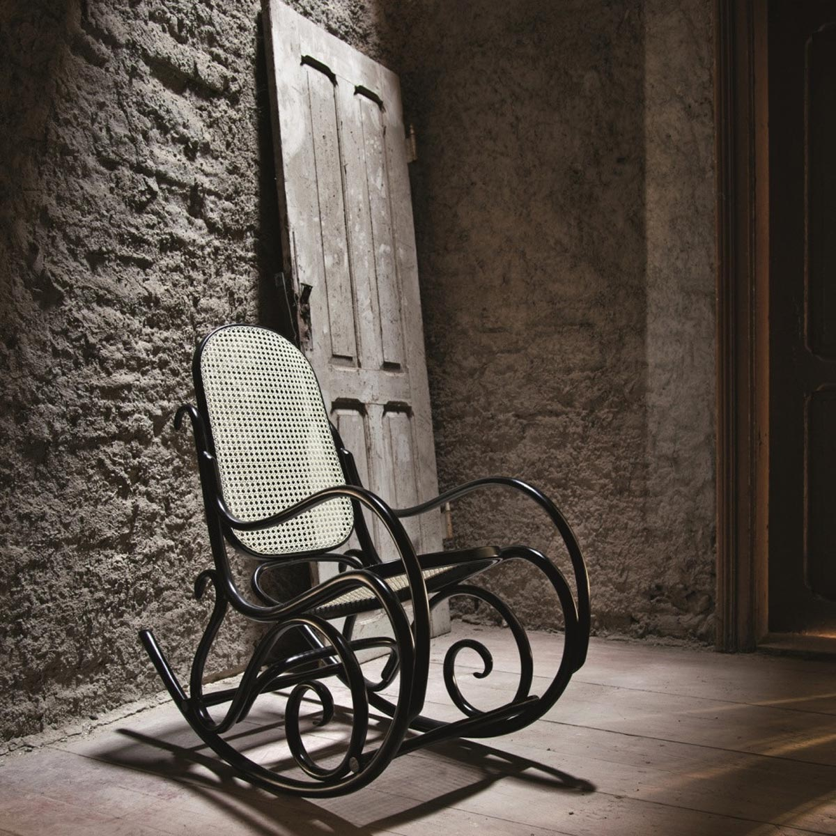 Schommelstoel Felicia Thonet Zwart