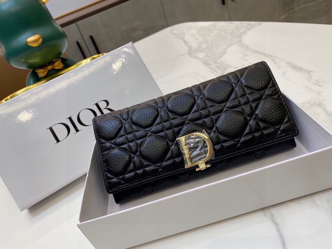 D new arrival women wallet size : 19 *10 cm