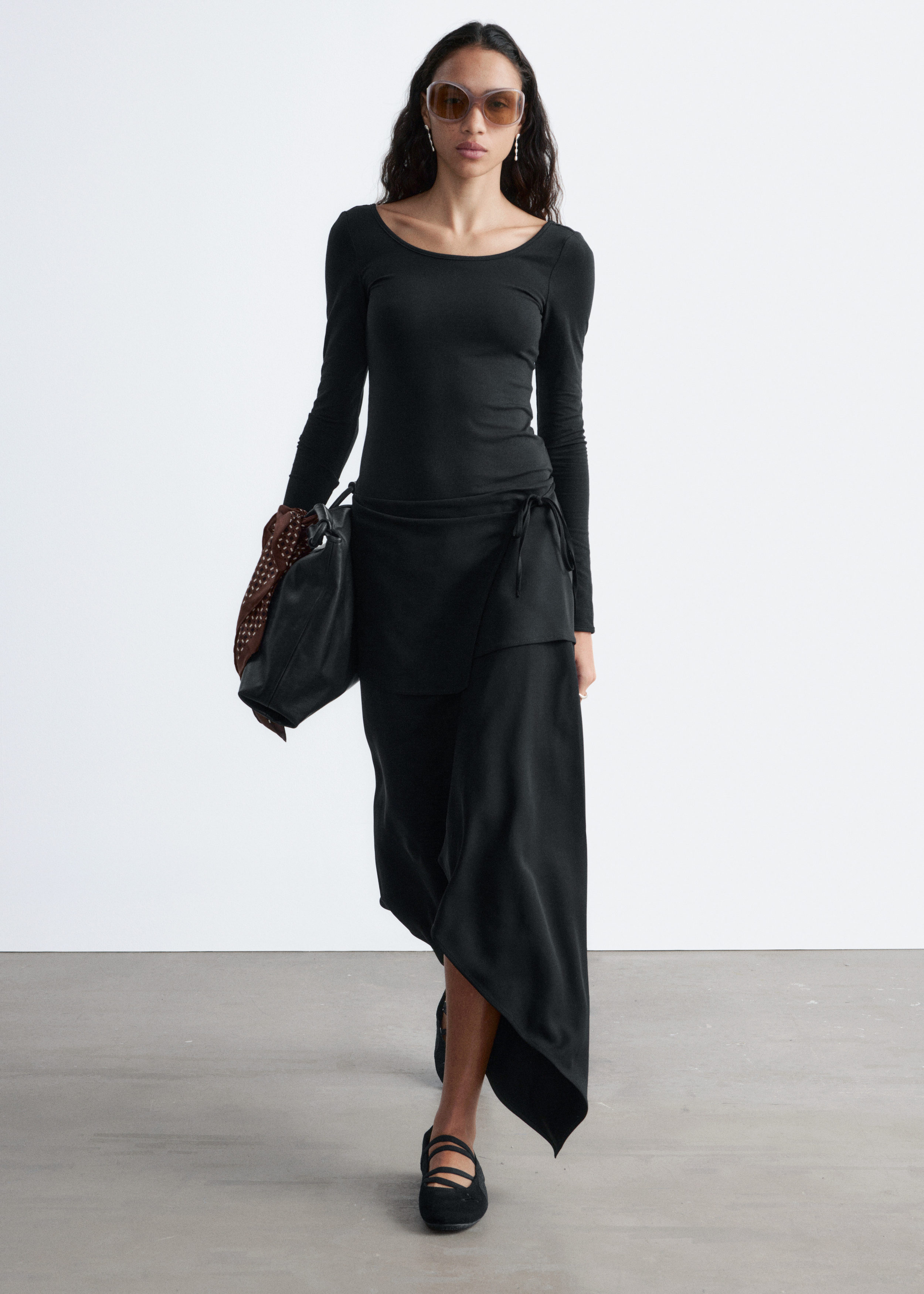 & Other Stories LONG-SLEEVE SCOOP-NECK TOP