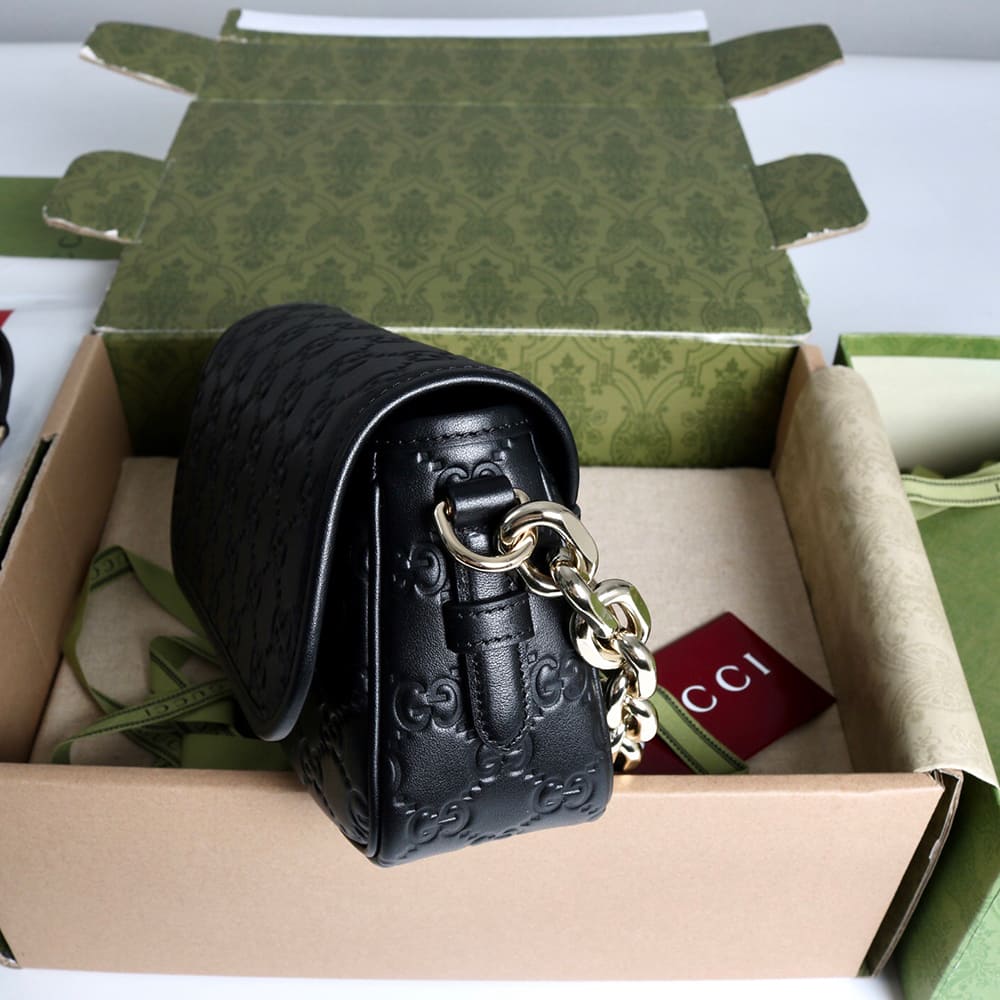 GG Emblem small shoulder bag - Top Club