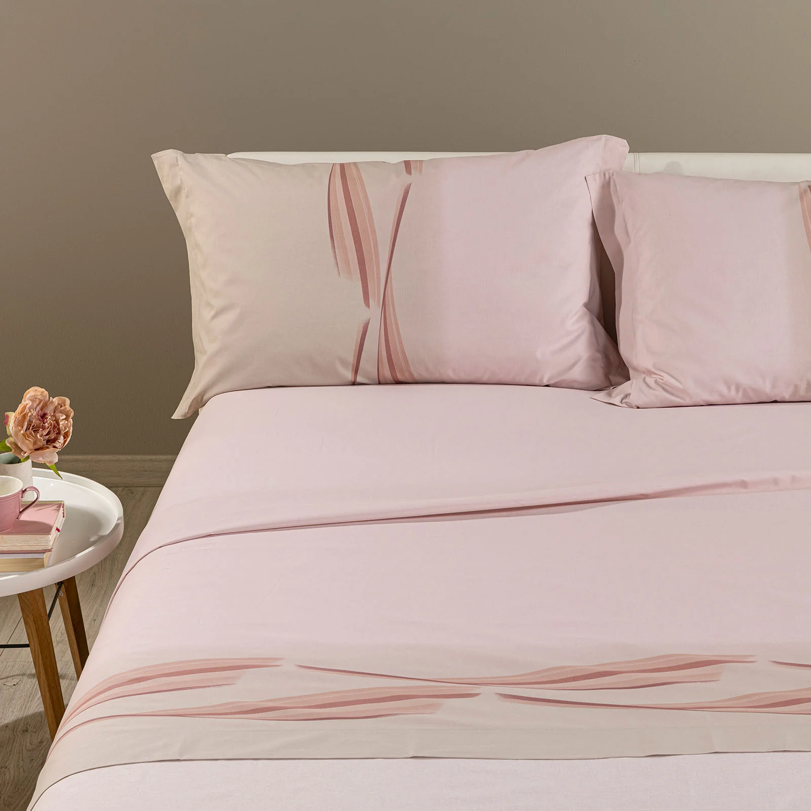 Completo Lenzuola In Cotone Night Francese 2 Federe Cipria Caleffi