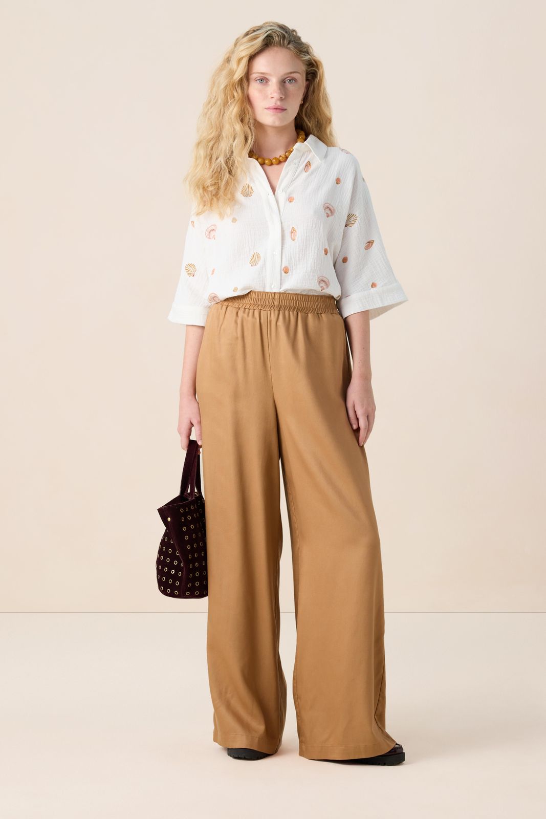 Witte mousseline blouse met embroidery