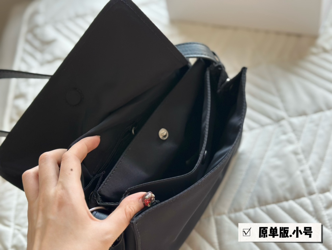Pra invites x Cini Boeri bag - Top Club