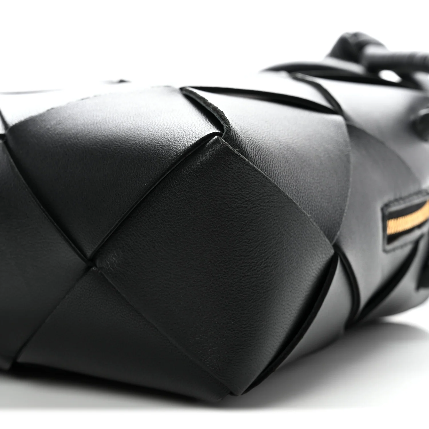 Lambskin Maxi Intrecciato Small Cassette Camera Bag Black - Top Club