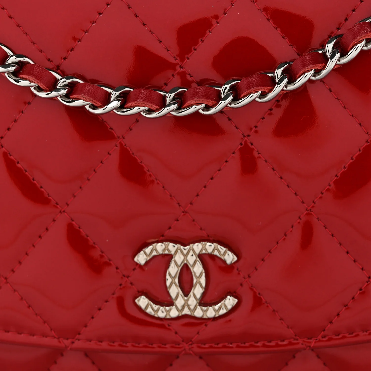 Patent Quilted Brilliant Wallet On Chain WOC Red - Top Club