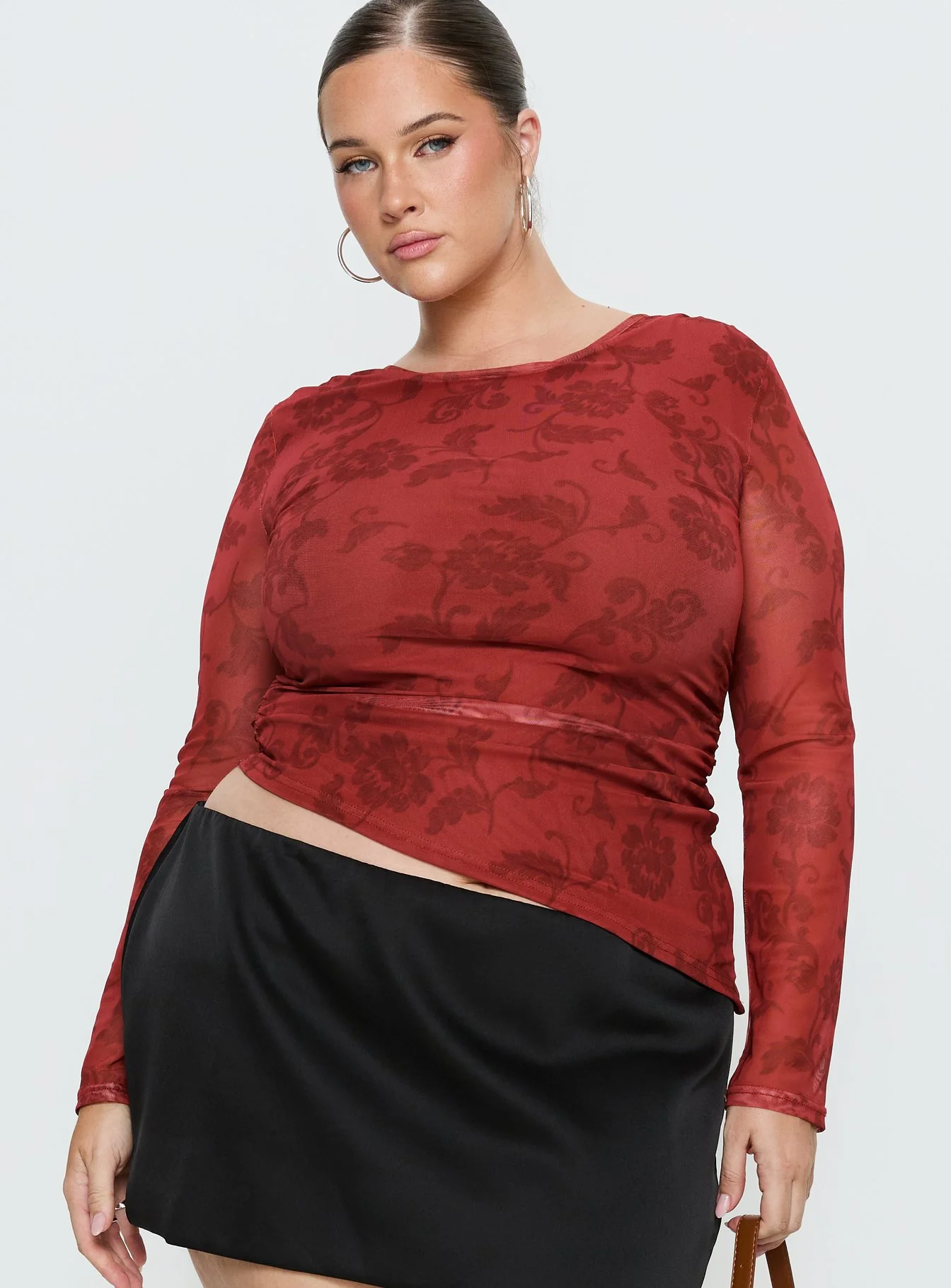 People Watching Long Sleeve Top Red Floral Curve