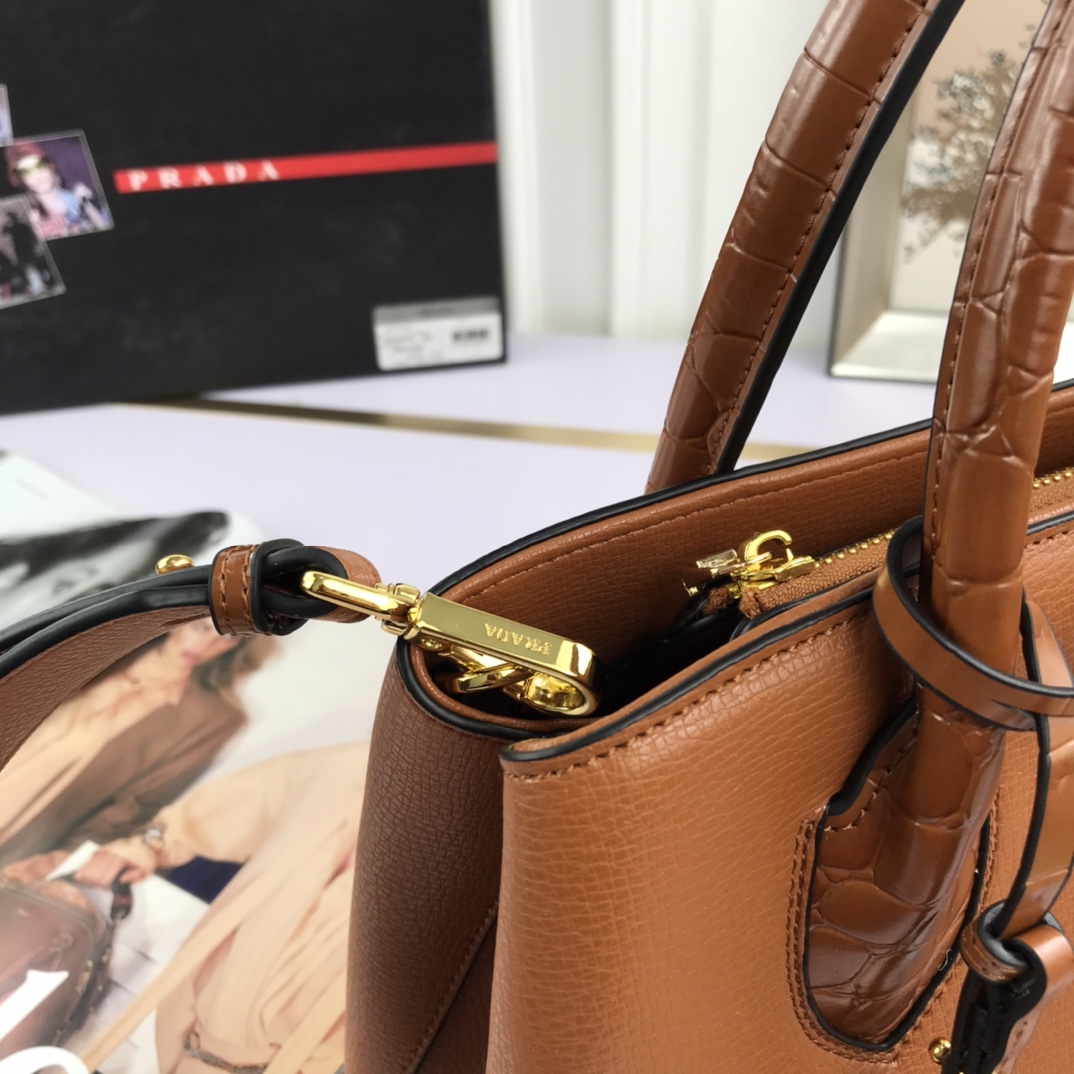 Pra new arrival bag 66153  size: 30*24*14 cm - Top Club
