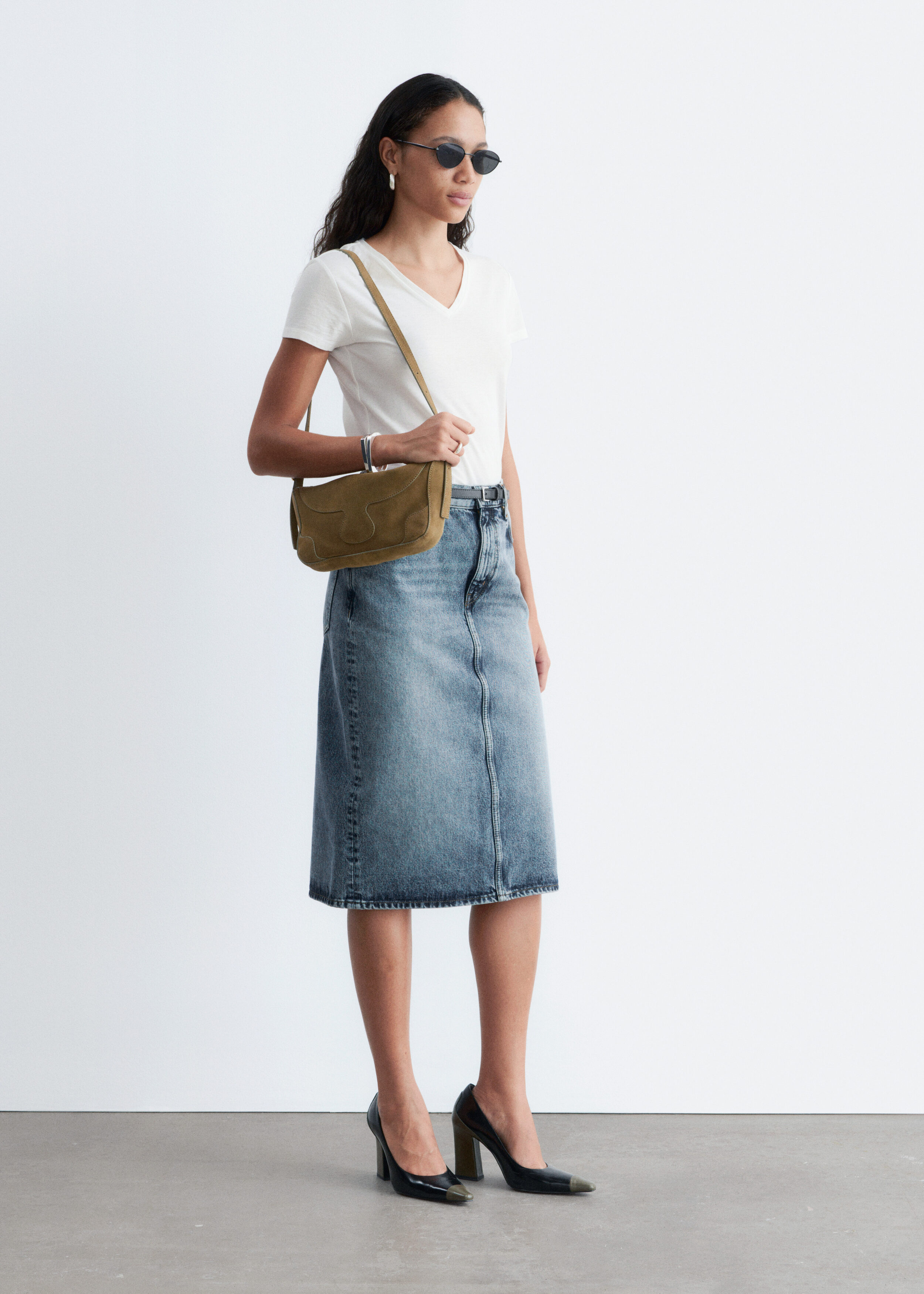 & Other Stories COTTON V-NECK T-SHIRT