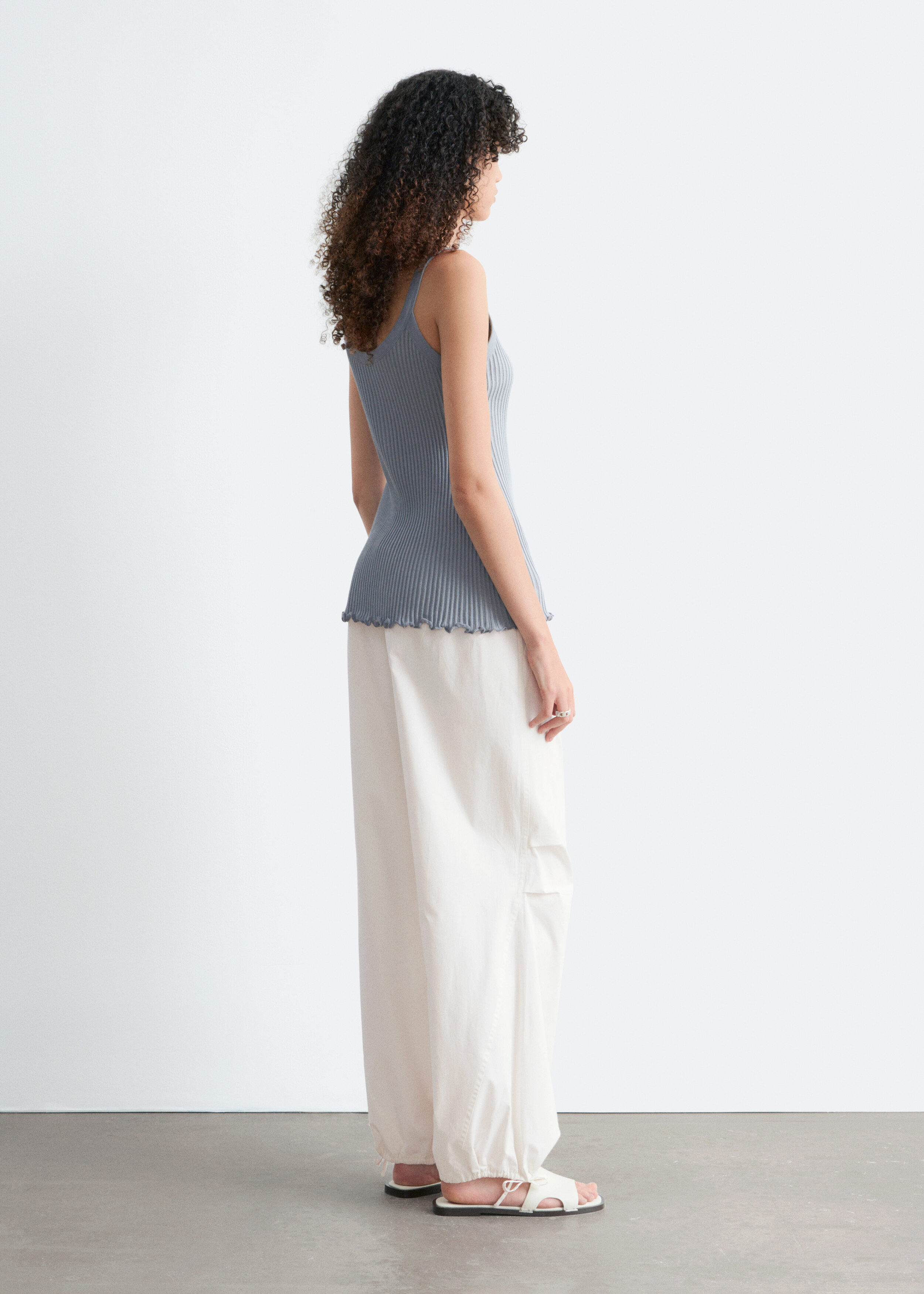 & Other Stories SCALLOPED TANK TOP