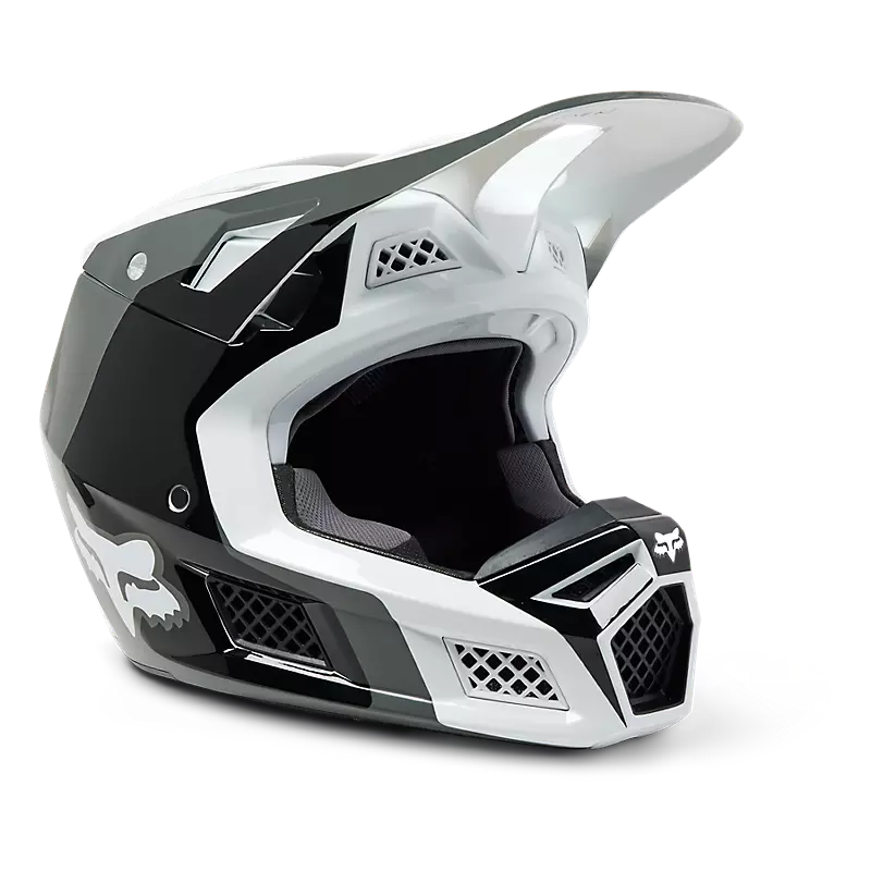 V3 RS Effect Helm (2023)
