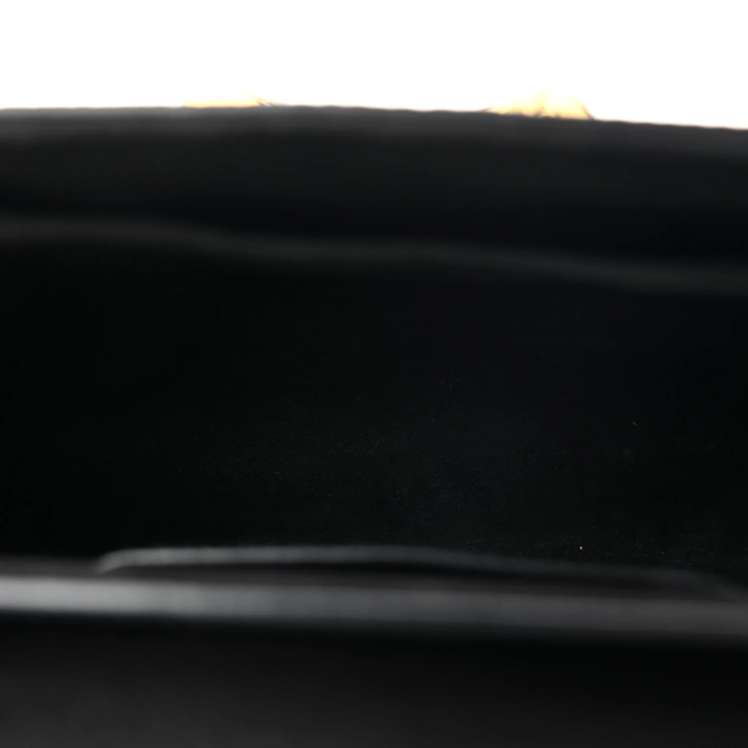 Epi Twist Shoulder Bag MM Black - Top Club