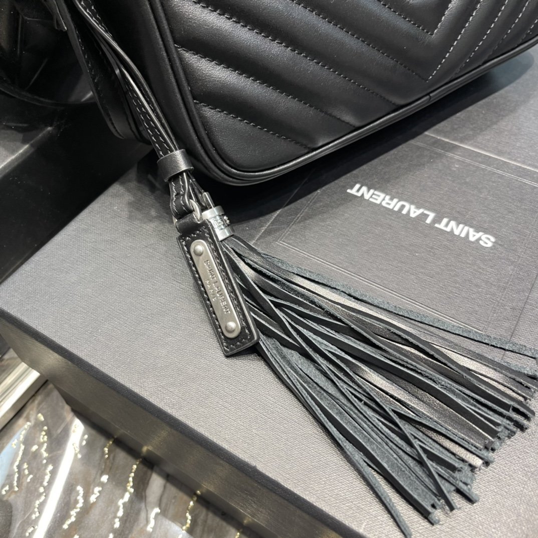 Y Lou Camera Bag Black With Silver Toned Hardware - Top Club