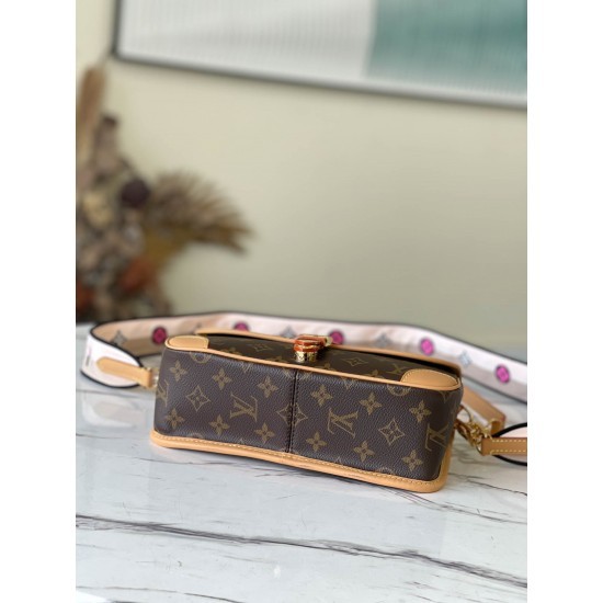 L-bag Size:25*9*15 CM - Top Club