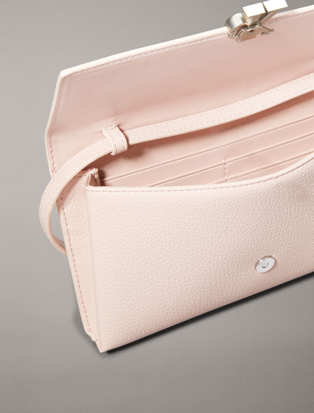 COACH Archive Hardware Chain Wallet