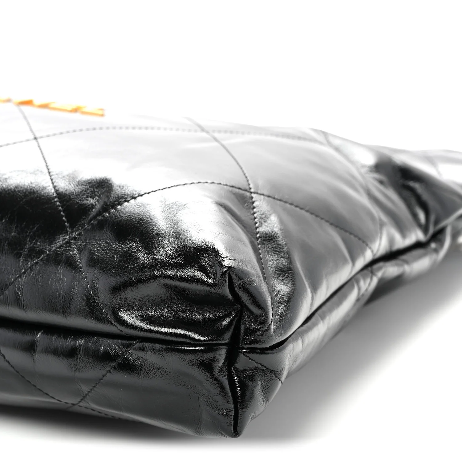 Shiny Calfskin Quilted Chanel 22 Black - Top Club